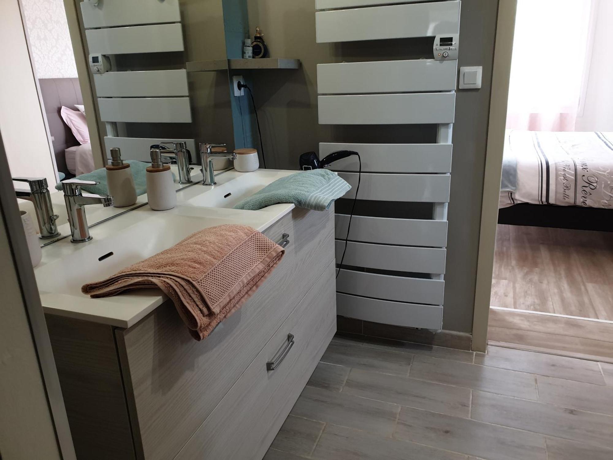 Chambre Entre Mer Et Campagne Greville-Hague Екстериор снимка
